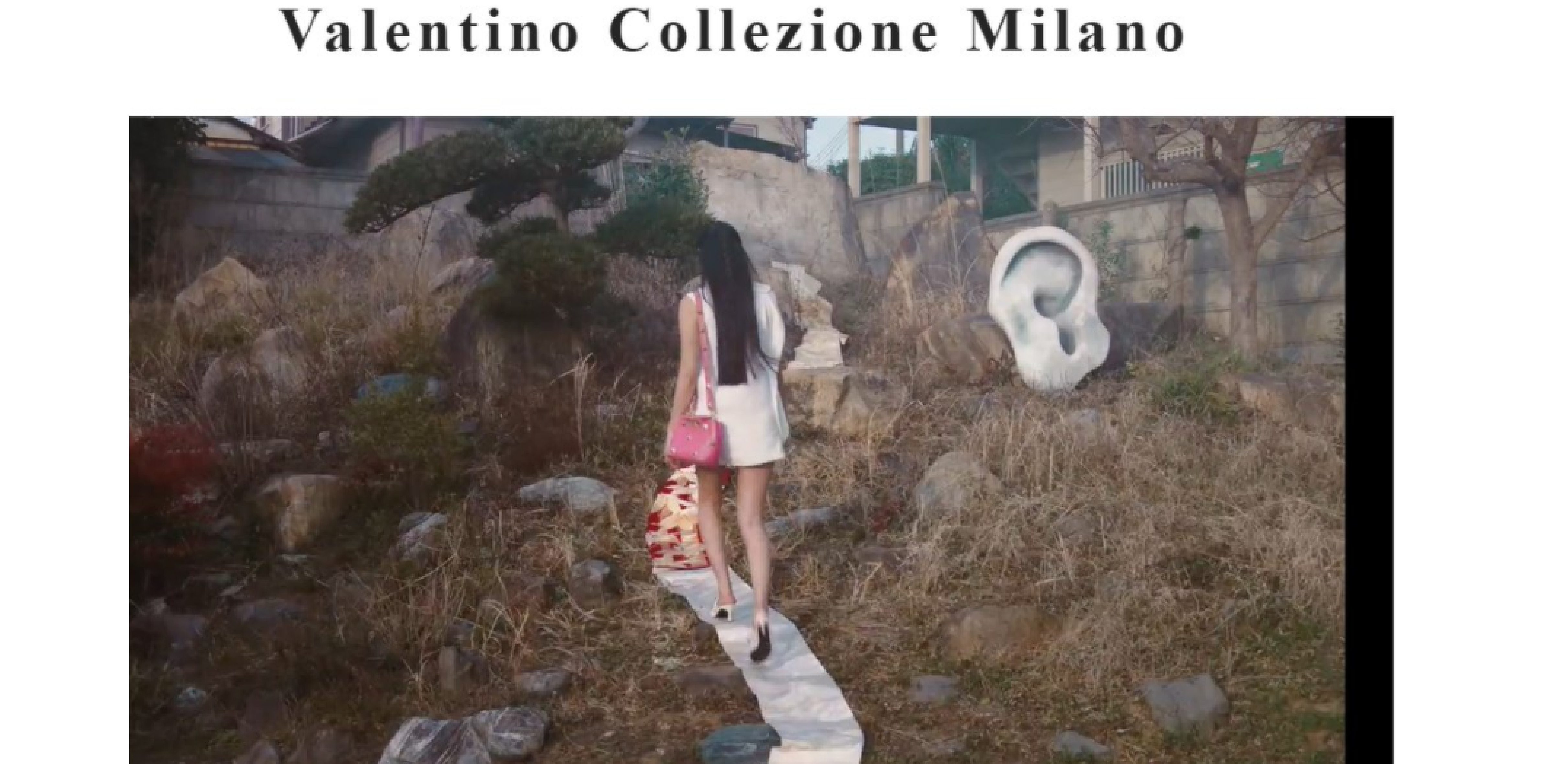 ヴァレンティノの広告が「大炎上」！「和服の帯を汚しヒールで踏みつけた」「文化の侮辱」