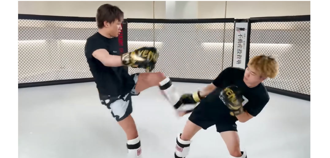 朝倉未来選手と那須川天心選手がキックボクシングスパー　「これってお金が取れるやつ？」
