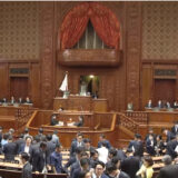 LGBT法案が衆院通過　日本はヘンタイ天国に！？　女子用スク水着た中年男性、不審者通報すれば差別になる？